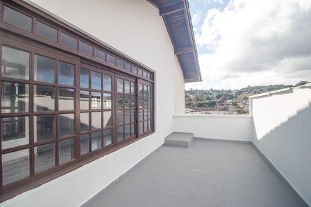 Apartamento para alugar com 180m², 3 quartos e 2 vagas Apartamento para alugar com 180m², 3 quartos e 2 vagasCobertura