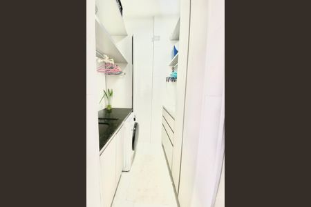 Apartamento à venda com 75m², 2 quartos e 1 vaga Apartamento à venda com 75m², 2 quartos e 1 vagaÁrea de Serviço