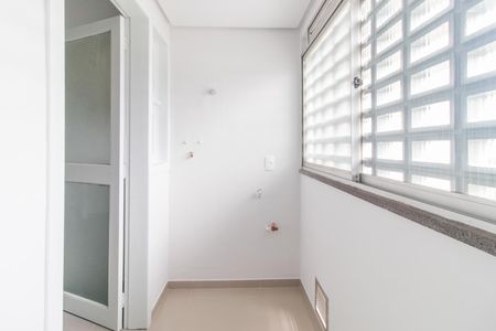 Apartamento à venda com 67m², 2 quartos e sem vaga Apartamento à venda com 67m², 2 quartos e sem vagaCozinha e Área de Serviço