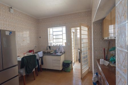 Casa à venda com 180m², 2 quartos e 3 vagasCozinha