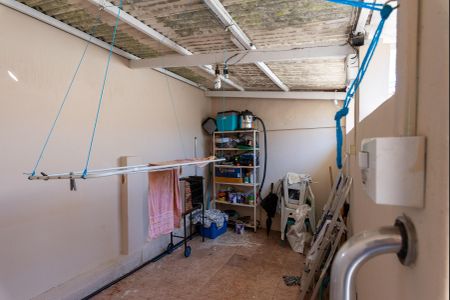 Casa à venda com 180m², 2 quartos e 3 vagasÁrea de Serviço