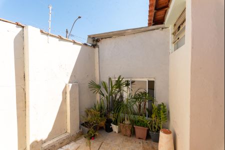 Casa à venda com 180m², 2 quartos e 3 vagasQuintal