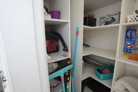 Apartamento para alugar com 83m², 2 quartos e 1 vaga Apartamento para alugar com 83m², 2 quartos e 1 vagaDispensa
