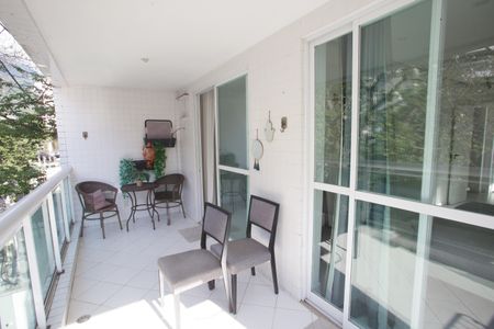 Apartamento para alugar com 83m², 2 quartos e 1 vaga Apartamento para alugar com 83m², 2 quartos e 1 vagaVaranda da Sala