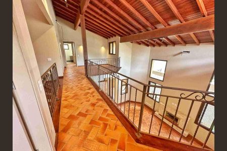 Casa à venda com 400m², 4 quartos e 2 vagas