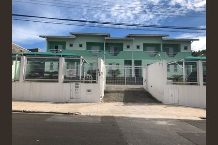 Casa à venda com 250m², 3 quartos e sem vaga