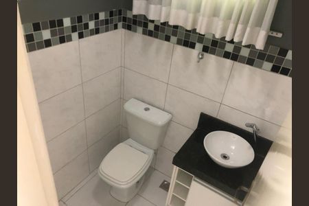 Casa à venda com 250m², 3 quartos e sem vaga