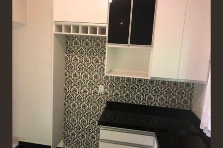 Casa à venda com 250m², 3 quartos e sem vaga