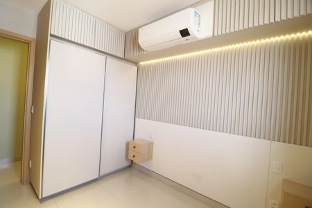 Suíte de apartamento para alugar com 2 quartos, 65m² em Bosque dos Buritis, Uberlândia