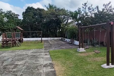Casa de condomínio à venda com 478m², 6 quartos e 3 vagas Casa de condomínio à venda com 478m², 6 quartos e 3 vagasÁrea comum - Playground