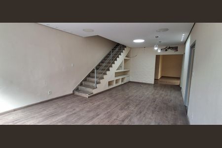 Casa à venda com 499m², 7 quartos e 4 vagasSala