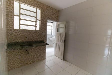 Apartamento à venda com 68m², 2 quartos e sem vaga Apartamento à venda com 68m², 2 quartos e sem vagaCozinha
