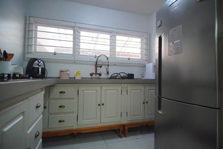 Casa à venda com 1216m², 5 quartos e 12 vagasCozinha