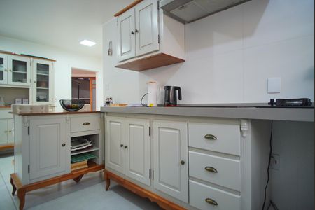 Casa à venda com 1216m², 5 quartos e 12 vagasCozinha