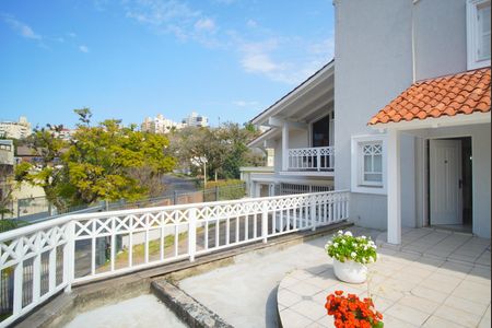 Casa à venda com 1216m², 5 quartos e 12 vagasVista Suíte 1 - Varanda