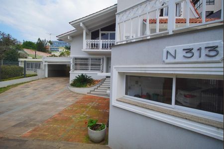 Casa à venda com 1216m², 5 quartos e 12 vagasFachada Interna