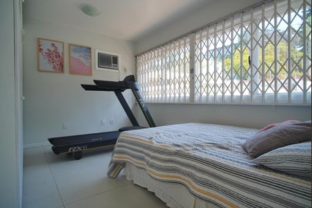 Casa à venda com 1216m², 5 quartos e 12 vagasQuarto 1