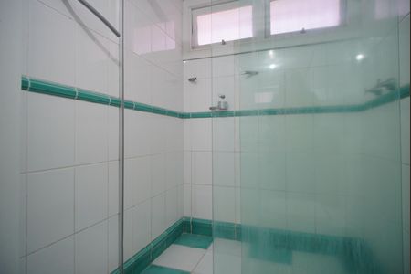 Casa à venda com 1216m², 5 quartos e 12 vagasBanheiro da Suíte 2