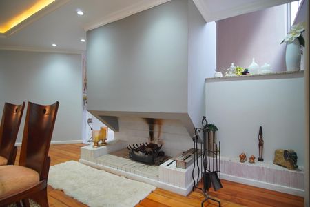 Casa à venda com 1216m², 5 quartos e 12 vagasSala de Jantar - Lareira