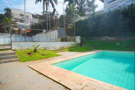 Casa à venda com 1216m², 5 quartos e 12 vagasPiscina e Quadra de Esportes