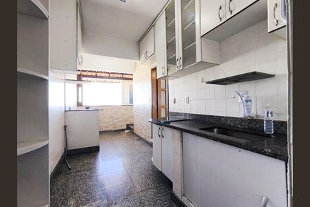 Apartamento à venda com 70m², 2 quartos e 1 vaga Apartamento à venda com 70m², 2 quartos e 1 vagaCozinha