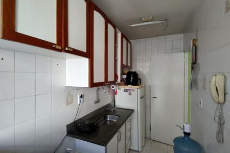 Apartamento à venda com 52m², 2 quartos e 1 vaga Apartamento à venda com 52m², 2 quartos e 1 vagaCozinha