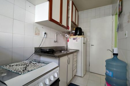 Apartamento à venda com 52m², 2 quartos e 1 vaga Apartamento à venda com 52m², 2 quartos e 1 vagaCozinha