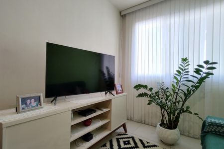 Apartamento à venda com 52m², 2 quartos e 1 vaga Apartamento à venda com 52m², 2 quartos e 1 vagaSala