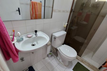 Apartamento à venda com 52m², 2 quartos e 1 vaga Apartamento à venda com 52m², 2 quartos e 1 vagaBanheiro Social