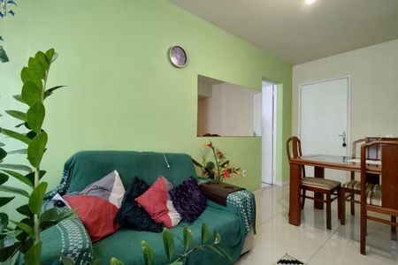 Apartamento à venda com 52m², 2 quartos e 1 vaga Apartamento à venda com 52m², 2 quartos e 1 vagaSala