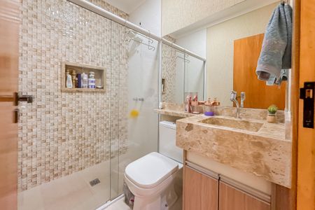 Casa à venda com 153m², 3 quartos e 1 vaga Casa à venda com 153m², 3 quartos e 1 vagaBanheiro da Suíte