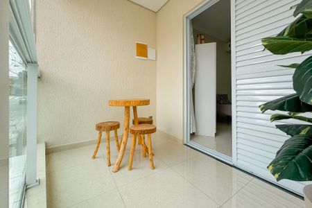 Casa à venda com 153m², 3 quartos e 1 vaga Casa à venda com 153m², 3 quartos e 1 vagaVaranda da Suíte