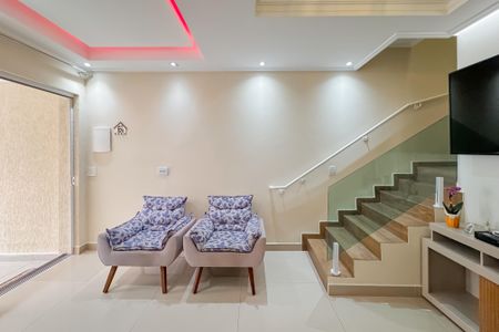 Casa à venda com 153m², 3 quartos e 1 vaga Casa à venda com 153m², 3 quartos e 1 vagaSala