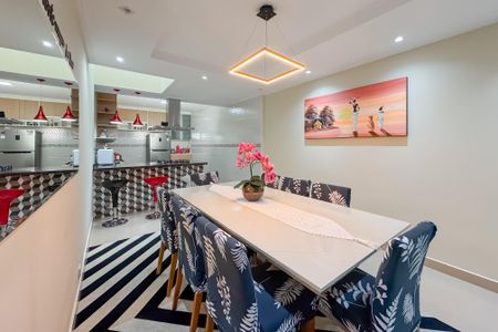 Casa à venda com 153m², 3 quartos e 1 vaga Casa à venda com 153m², 3 quartos e 1 vagaSala de Jantar