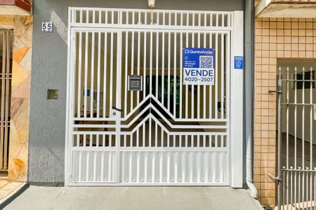 Casa à venda com 153m², 3 quartos e 1 vaga Casa à venda com 153m², 3 quartos e 1 vagaFachada