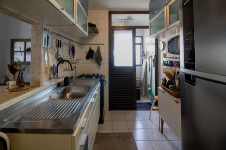 Apartamento à venda com 69m², 2 quartos e 1 vaga Apartamento à venda com 69m², 2 quartos e 1 vagaCozinha