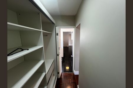 Apartamento para alugar com 140m², 3 quartos e 2 vagasCloset da suíte