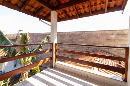 Casa à venda com 355m², 4 quartos e 5 vagasVaranda da Suíte 