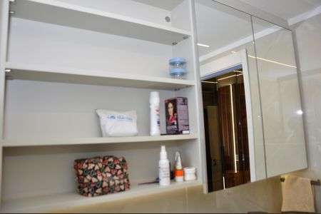 Apartamento à venda com 80m², 2 quartos e 1 vagaBanheiro da Suíte 1