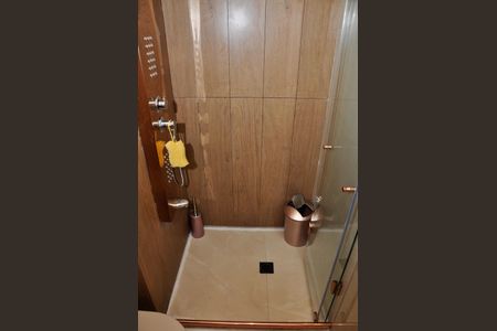 Apartamento à venda com 80m², 2 quartos e 1 vagaBanheiro Social