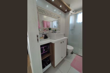 Apartamento à venda com 52m², 2 quartos e 1 vaga Apartamento à venda com 52m², 2 quartos e 1 vagaBanheiro