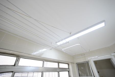 Apartamento à venda com 96m², 3 quartos e 1 vagaÁrea de Serviço