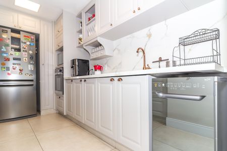 Apartamento à venda com 100m², 3 quartos e 2 vagas Apartamento à venda com 100m², 3 quartos e 2 vagasCozinha