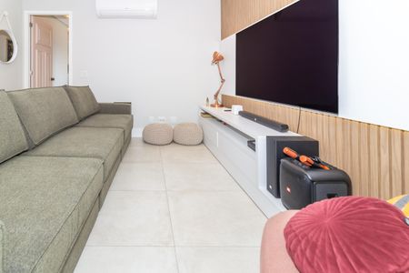 Apartamento à venda com 100m², 3 quartos e 2 vagas Apartamento à venda com 100m², 3 quartos e 2 vagasSala