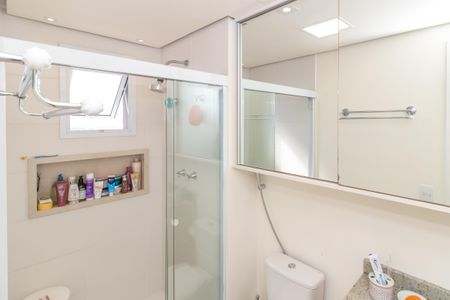 Apartamento à venda com 100m², 3 quartos e 2 vagas Apartamento à venda com 100m², 3 quartos e 2 vagasBanheiro da Suíte