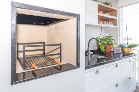 Apartamento à venda com 100m², 3 quartos e 2 vagas Apartamento à venda com 100m², 3 quartos e 2 vagasVaranda