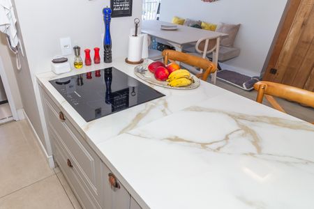 Apartamento à venda com 100m², 3 quartos e 2 vagas Apartamento à venda com 100m², 3 quartos e 2 vagasCozinha