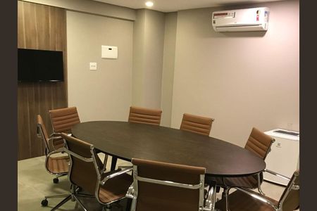 Apartamento à venda com 32m², 1 quarto e 1 vagaÁrea comum