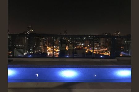 Apartamento à venda com 32m², 1 quarto e 1 vagaÁrea comum - Piscina