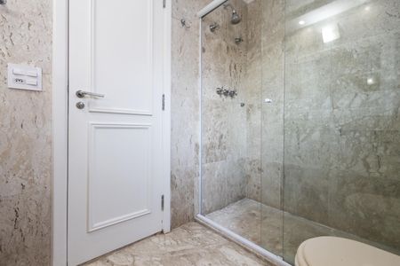 Apartamento para alugar com 171m², 3 quartos e 3 vagas Apartamento para alugar com 171m², 3 quartos e 3 vagasBanheiro da Suíte 3